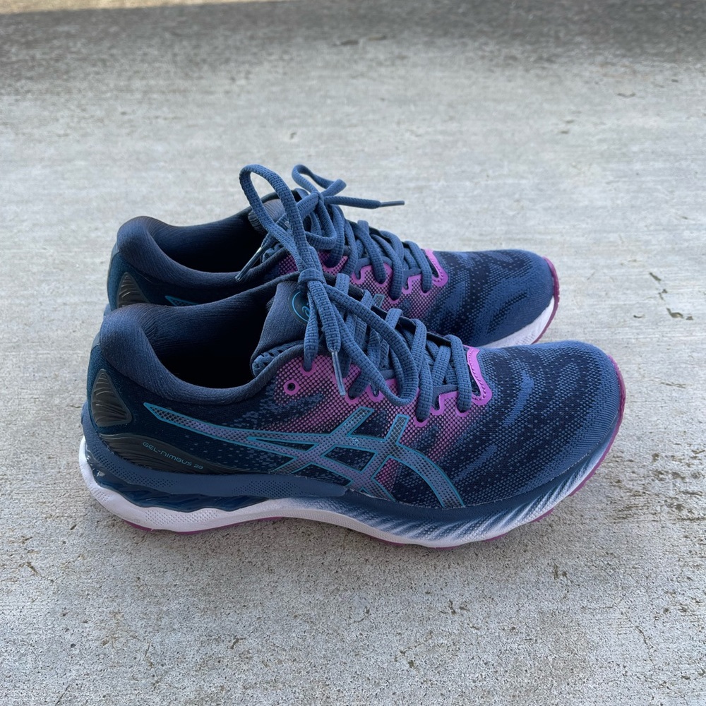 ASICS GEL Nimbus 23 Running Shoes, Multicolor, Women's 8, WORN 1 TIME, PERFECT